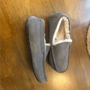 UGG Men's Gray Suede Slip-On Loafers - Ascot Style - Worn Once